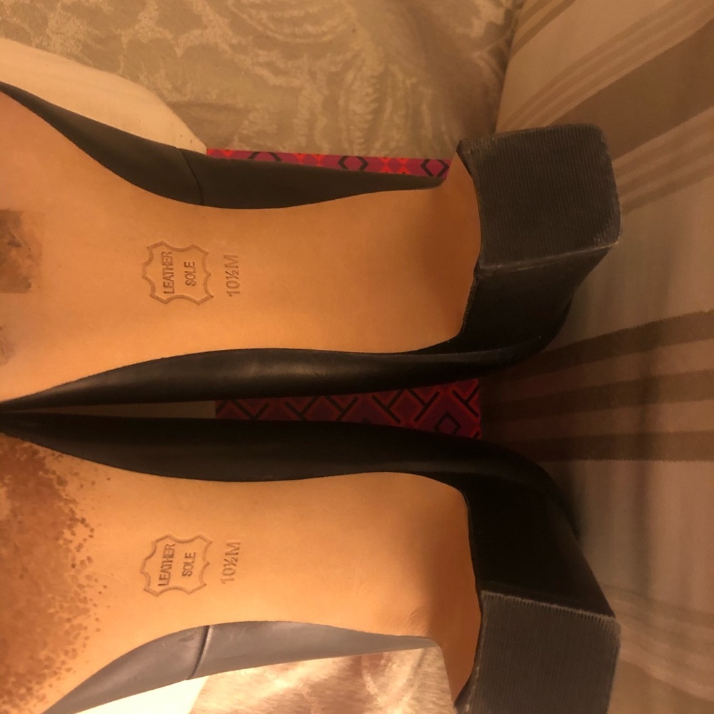 Tory Burch Janey 85mm Heel